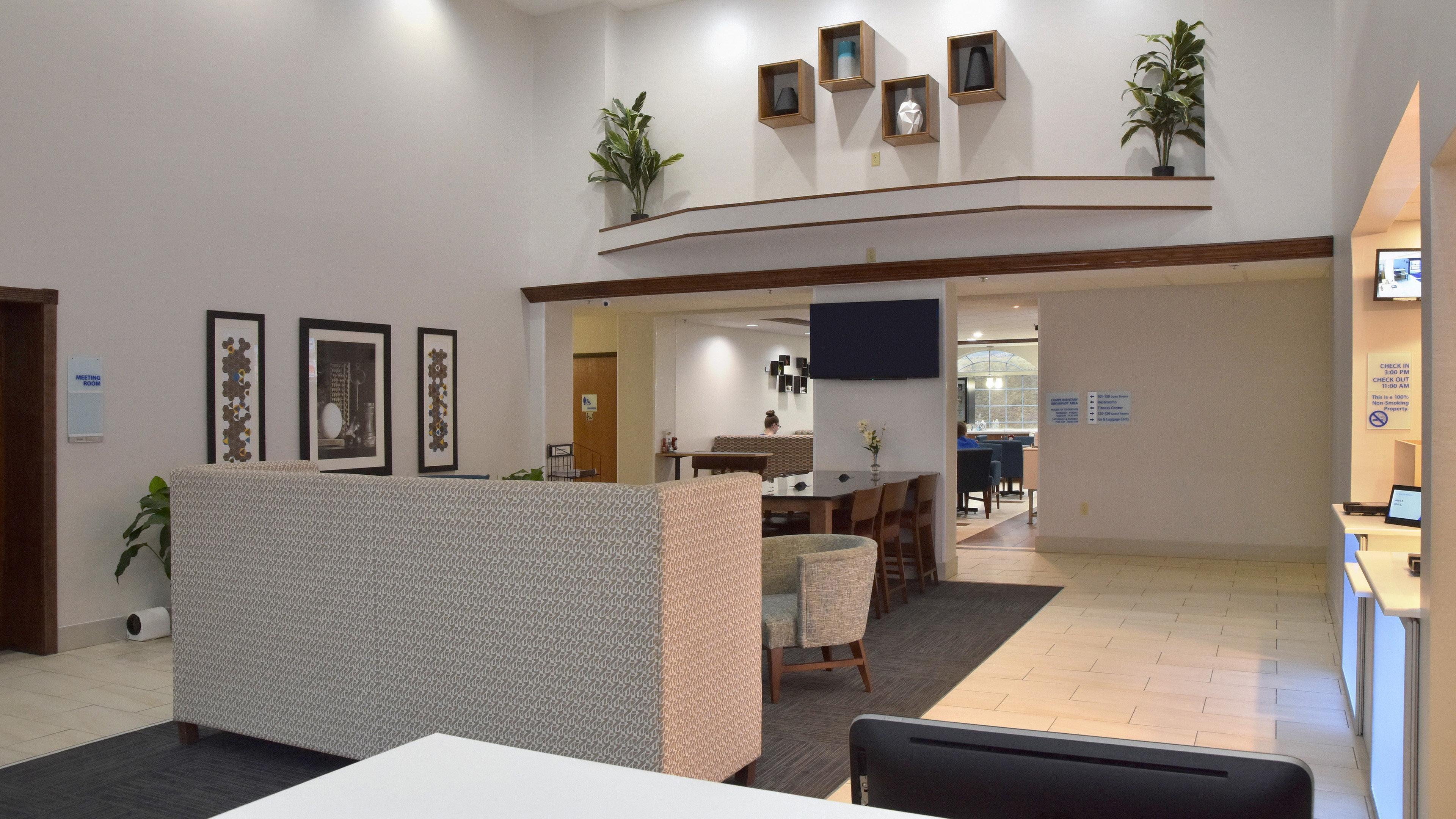 Holiday Inn Express Mount Pleasant- Scottdale By Ihg מראה חיצוני תמונה