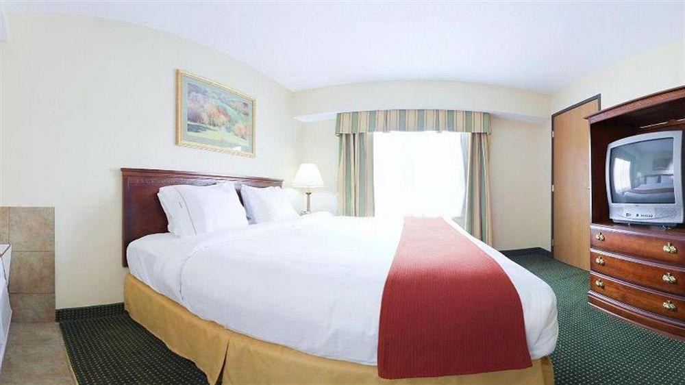 Holiday Inn Express Mount Pleasant- Scottdale By Ihg מראה חיצוני תמונה